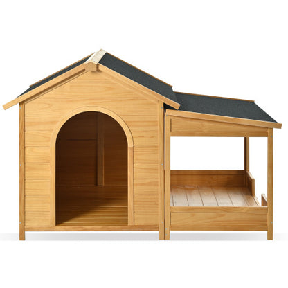 Große Hundehütte aus Holz mit Veranda